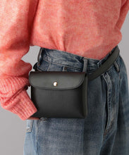 APPLE LEATHER WAIST BELT BAG
