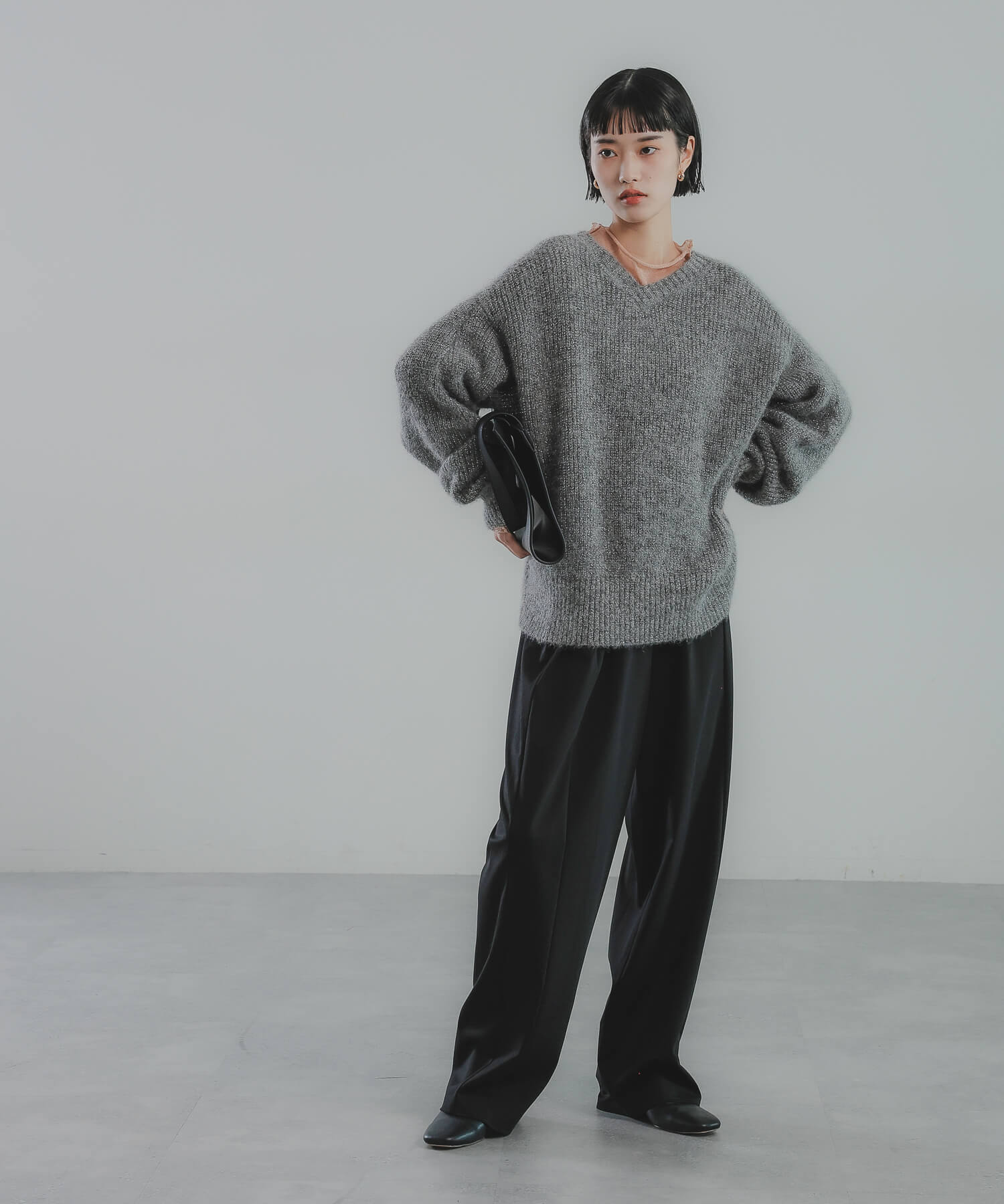 【coming soon】ALPACA LAME V NECK PULLOVER