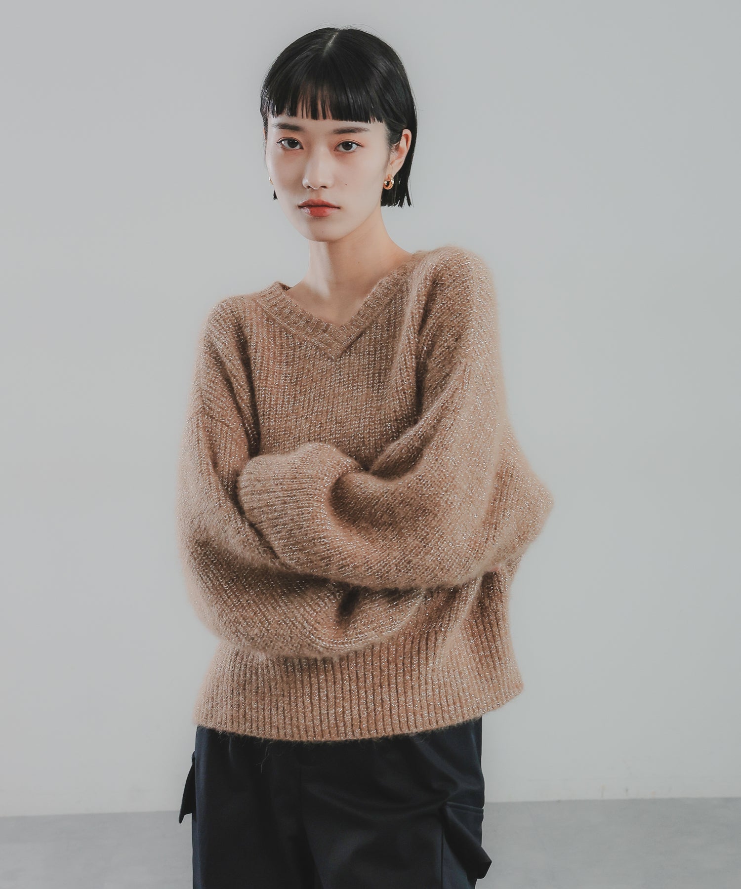 【coming soon】ALPACA LAME V NECK PULLOVER