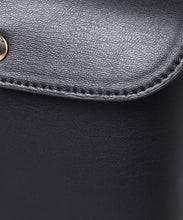 APPLE LEATHER WAIST BELT BAG
