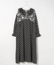 【INDIA IS BEAUTIFUL】COTTON FLOWER PATTERN ONEPIECE
