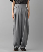 SAFARI CURVE TUCK PANTS
